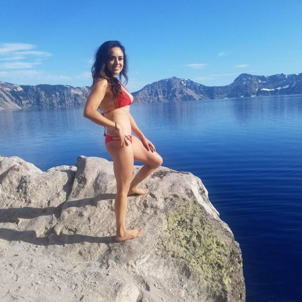 Meet your Posher, Christina